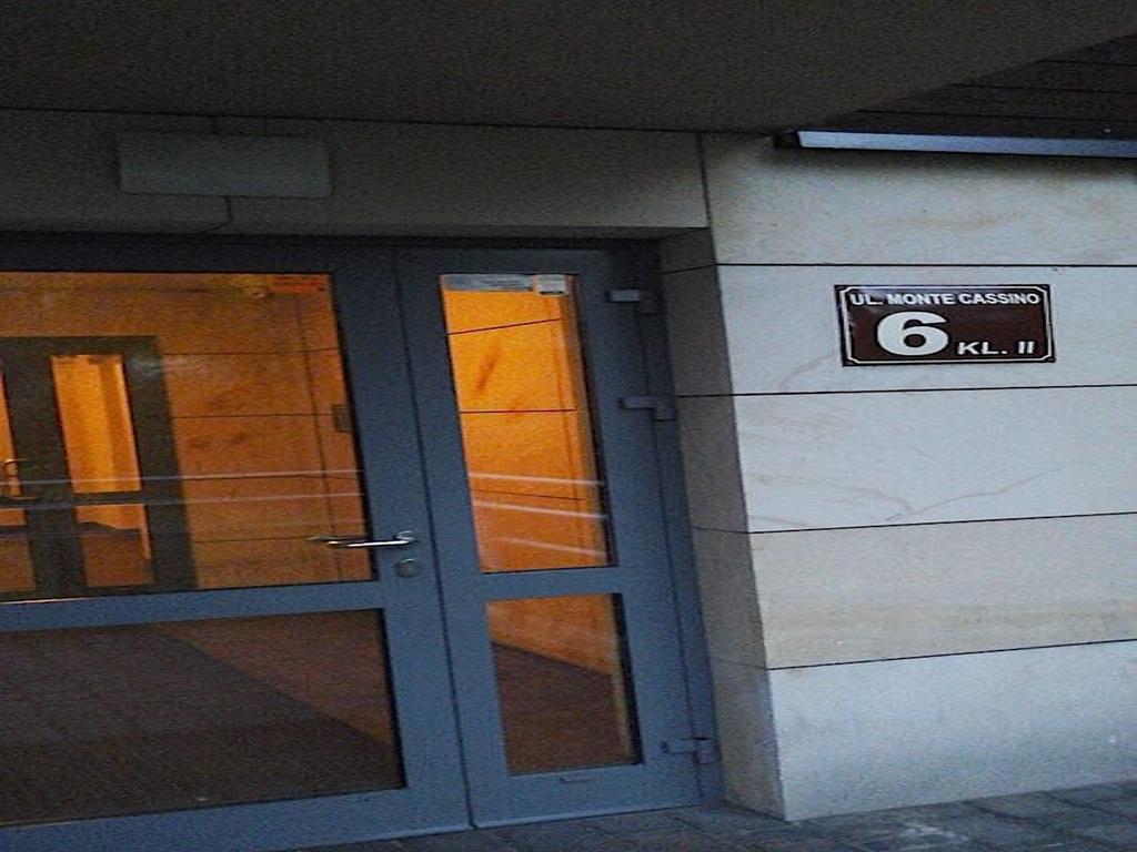 Apartament Z Widokiem Na Wawel W Centrum Miasta Krasków Exterior foto